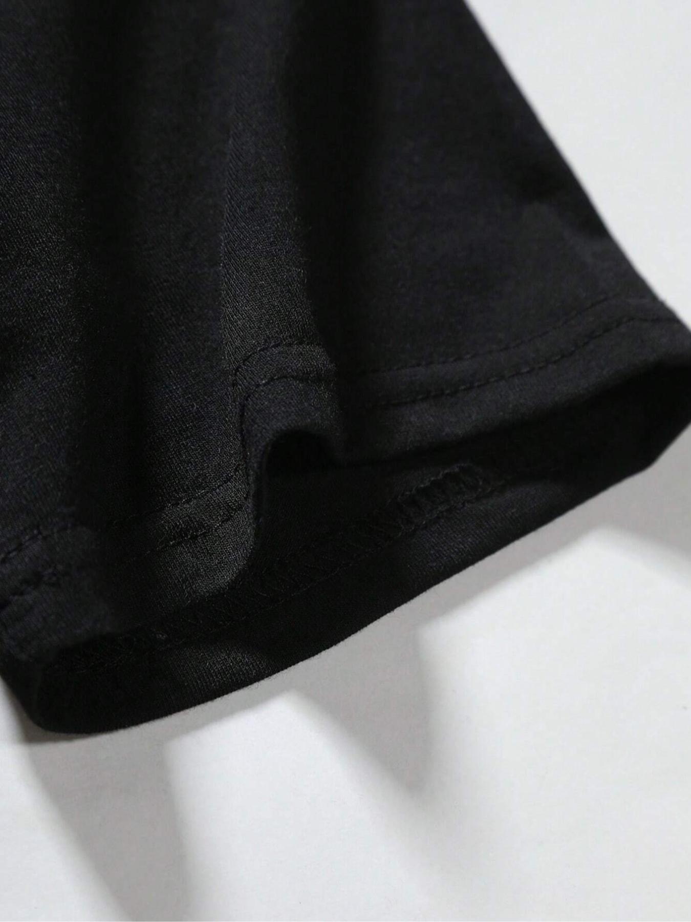 Funny Moms Favorite Son Daughter I'm Mom's Favorite T-Shirt Golf Gift for Men and Women Summer Wear Garment