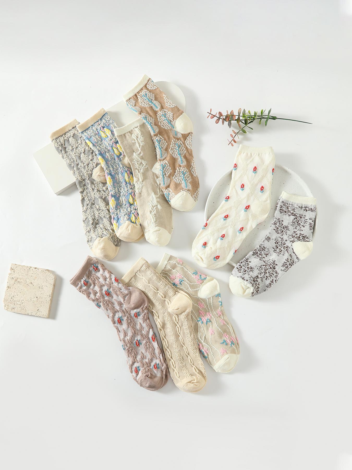 Women's 9 Pairs Ditsy Floral Print Crew Socks with 3d Textured Design, Casual Comfortable Breathable Medium Lady Socks for Daily Wear, Multipack Knit Socks for All Seasons, Breathable Soft Socks