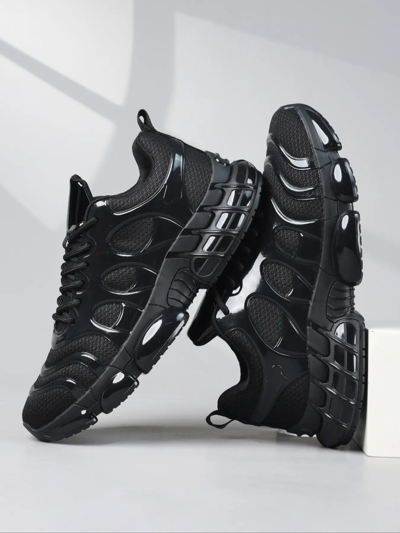 Curved Hollow Out Sneakers, Lace Up Sneakers, High Elastic Soft Ankle Support, Durable Rubber Sole, All Season Sporty Shoes for Urban & Outdoor Use, Athletic Workout Sneakers, All Seasons Sneakers