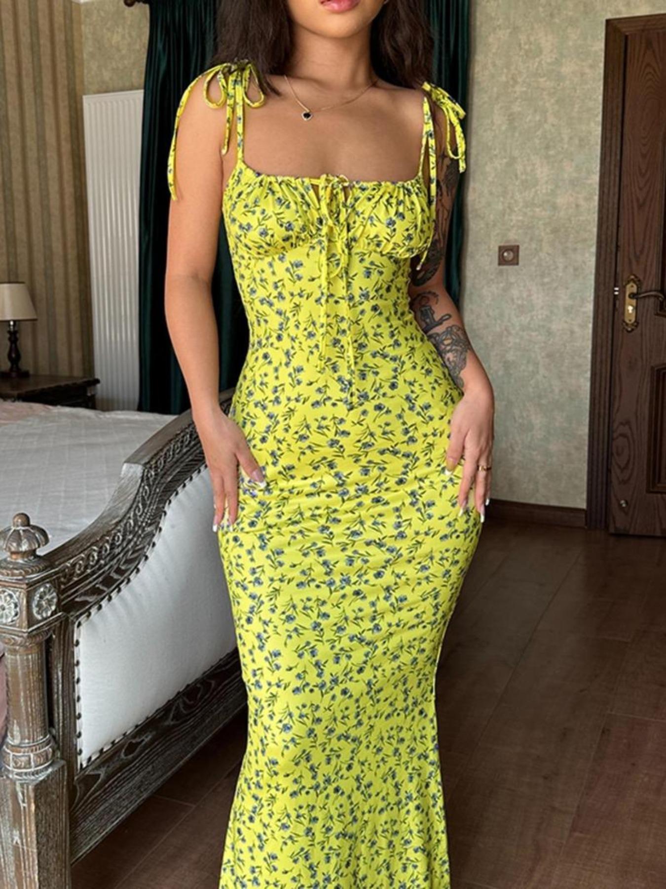 【Plus Size】All Over Print Dress, Bodycon Fit Dress, Boho Sleeveless Dress for Beach Holiday Vacation, Women's Clothes for Summer, Casual Boho Fashion, Womenswear