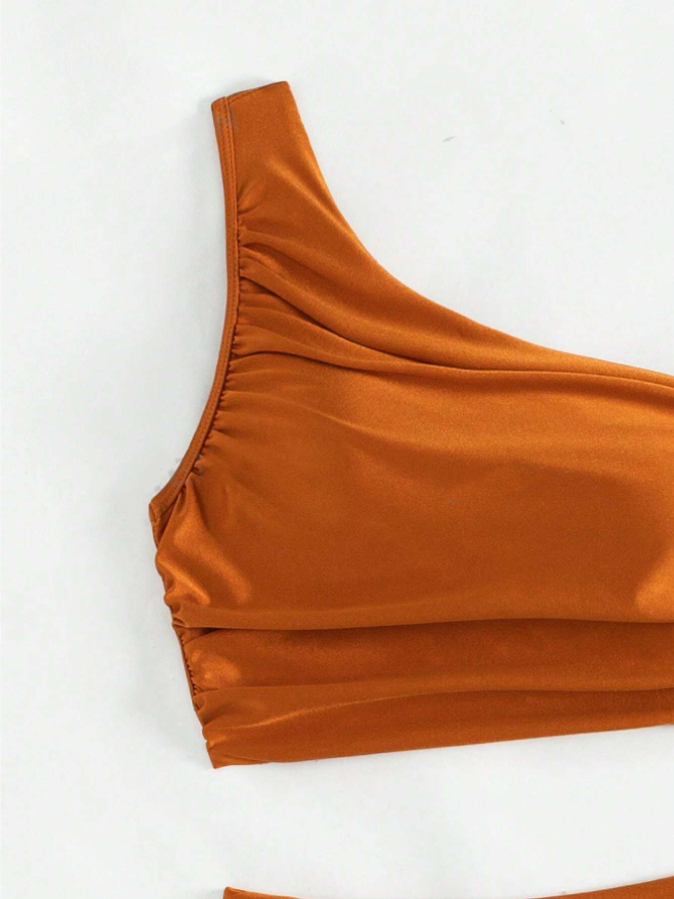 Ladies' pure-colored asymmetric-neck sleeveless pleated slim-fitting split swimsuit, Solid Ruched Swim Suits, with a shiny fabric that shines like stars, 2026 new, suitable for vacation, hot spring tourism, and gatherings, high-waisted