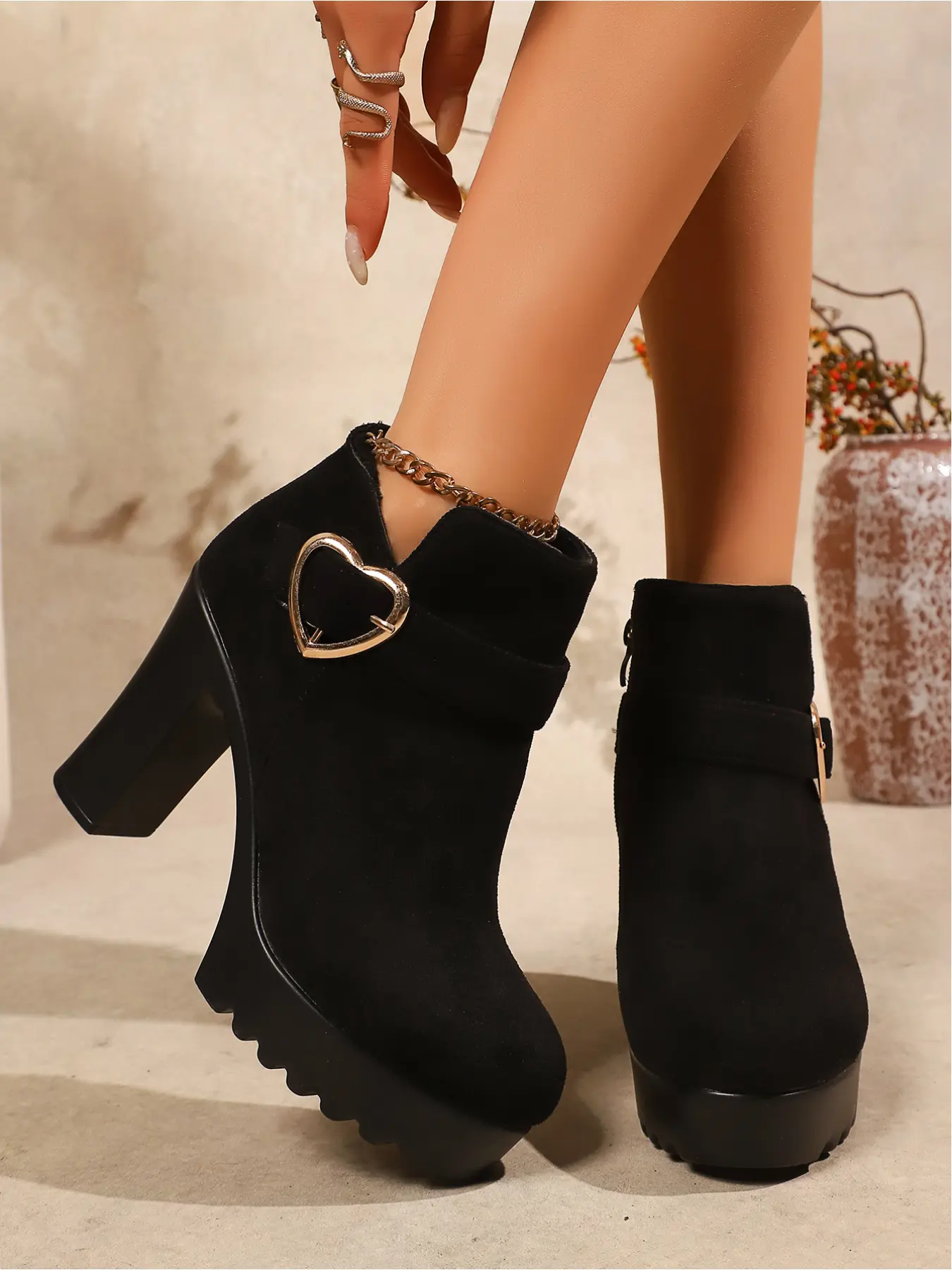 Vintage Soft Suede Platform Ankle Boots Hollow Heart Gold Buckle Strap Round Toe Solid Chunky High Block Heel Side Zipper Fashion Short Boots