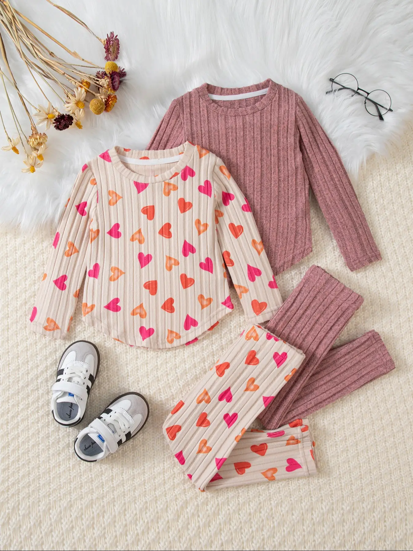 2 sets girls fashion long-sleeved outfits Cute printed tops and trousers autumn and winter Elegant solid-colored baby girls knitted pullovers and legg
