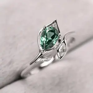 1pc Exquisite Fashionable Easy Style Green Cubic Zirconia Synthetic Leaf Ring, Best Gift for Friends on Valentine'S Day