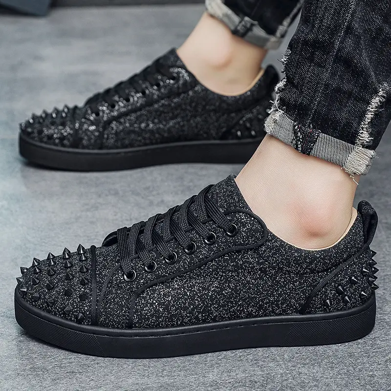 New men's shoes, fashionable casual shoes, personalized studded trendy shoes, young men's sneakers, youth single shoes