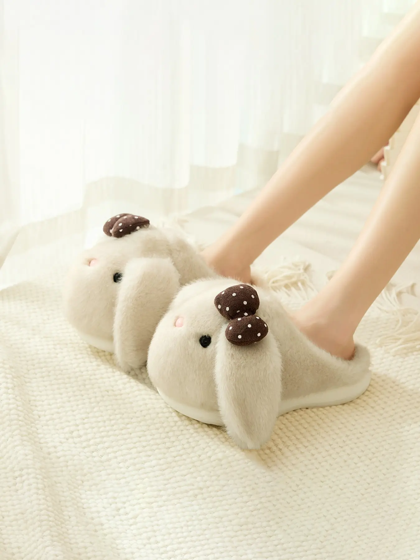 Cute 3D Bunny Rabbit Plush Slippers Kawaii Polka Dot Bow Decor Fluffy House Slides Non Slip Warm Fuzzy Winter Indoor Slippers for Women Christmas Gift