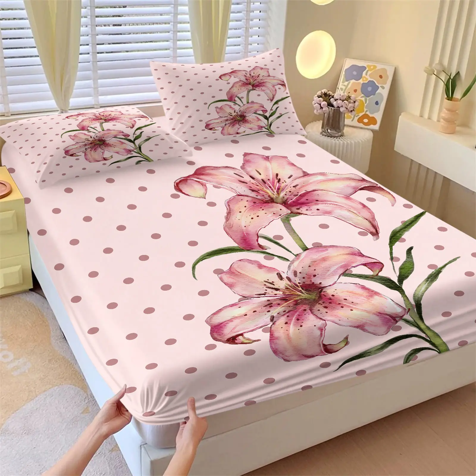 Elegant Watercolor Pink Lily Floral Printed Fitted Sheet Bedding Set, Stretch Secure Fit Deep Pocket Fitted Sheet, Skin‑Friendly Lightweight Bed Linen with 2 Pillowcases for Room Decoration Girls Room Bedding, Bedsheet Sets