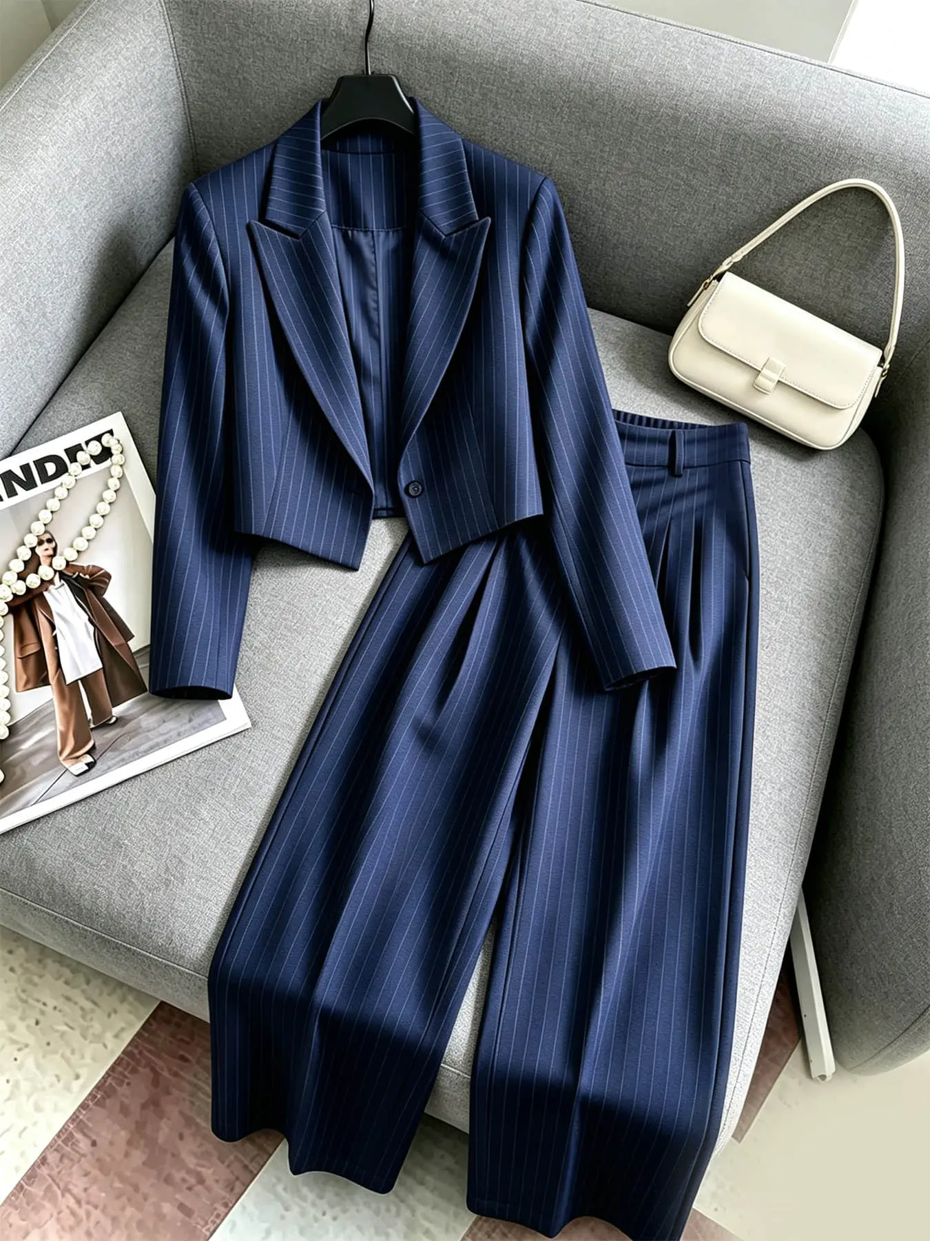Two piece set of women's fashionable commuting style suit jacket long pants set autumn and winter new striped lapel suit high waisted hanging trousers design suitable for autumn and winter, suitable for workplace gatherings and commuting