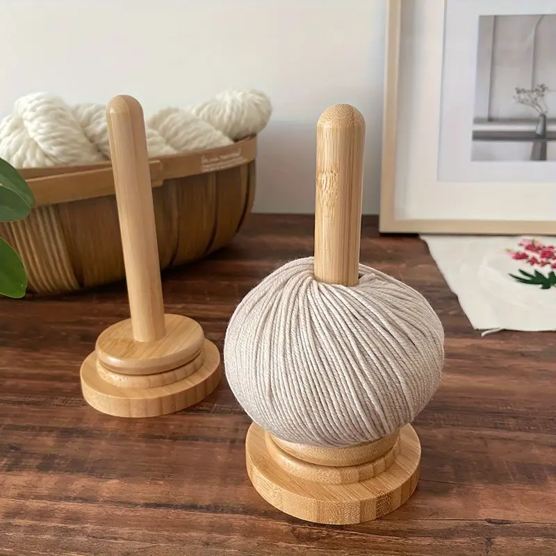 [Wooden Yarn Holder] 2pcs, Wooden Yarn Ball Holder, Desktop Yarn Ball Storage Rack, Multi-Functional Rotary Wooden Spool – High-Performance Weaving Crochet Spindle Holder, Ergonomic Design, Desktop Yarn Storage Tool No Tangle, Weaving Additions And Suppli