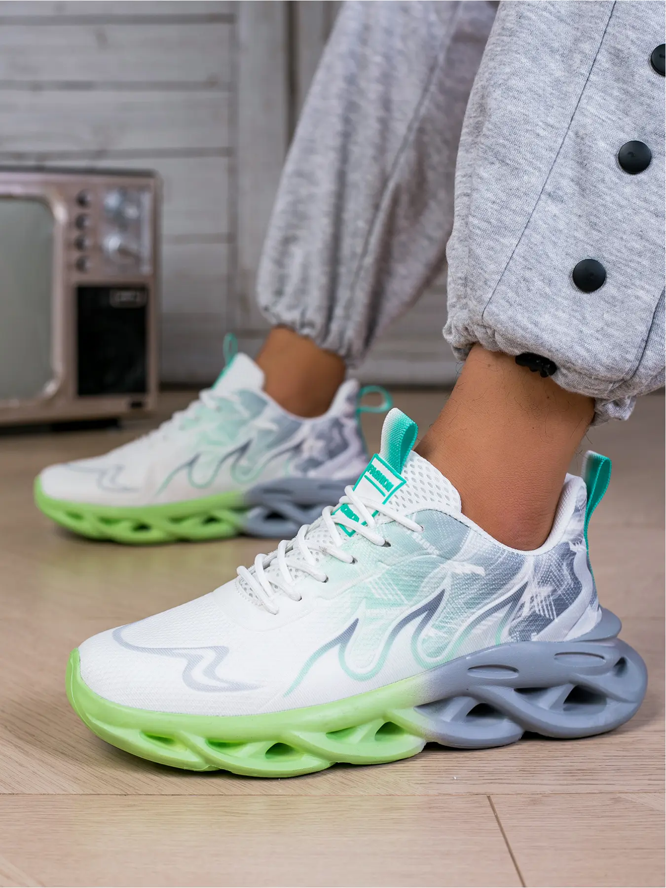 Women's White-Green-Gray Flyknit Professional Racing Running Shoes, Shock Absorption & Knee Protection, Breathable & Non-Stuffy, Grip & Anti-Slip, Marathon Training Shoes, Breathable Running Sneakers, Athletic Running Shoes