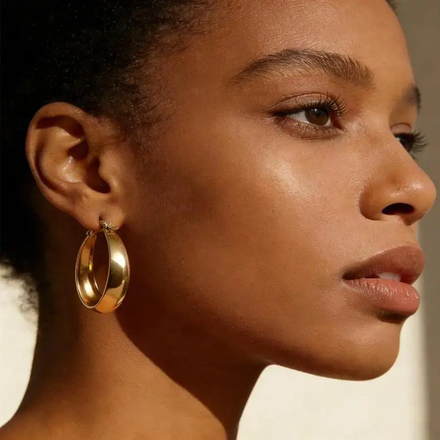 30mm Large Hoop Earrings – 14K Gold Plated Lightweight Chunky Hoops for Women, Dainty Fashion Jewelry for Daily Wear, Winter Style & Gift Giving