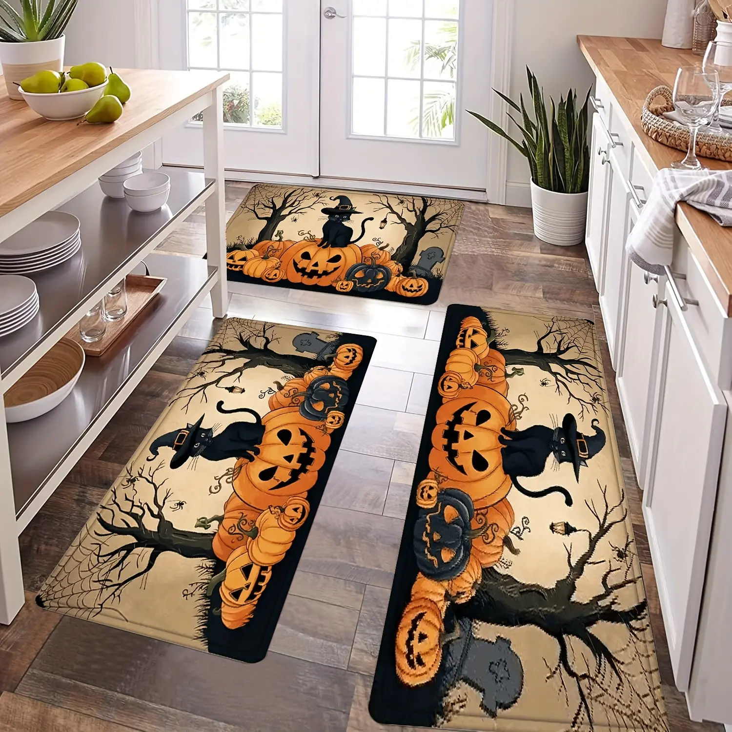 2/3Pcs Halloween spooky pumpkin themed kitchen rug set. Excellent anti-fatigue kitchen and dining room rug, made of flannel, dry, non-slip, soft, comfortable, and easy to clean. Suitable for bathrooms, bedrooms, living rooms, dining rooms, entryways