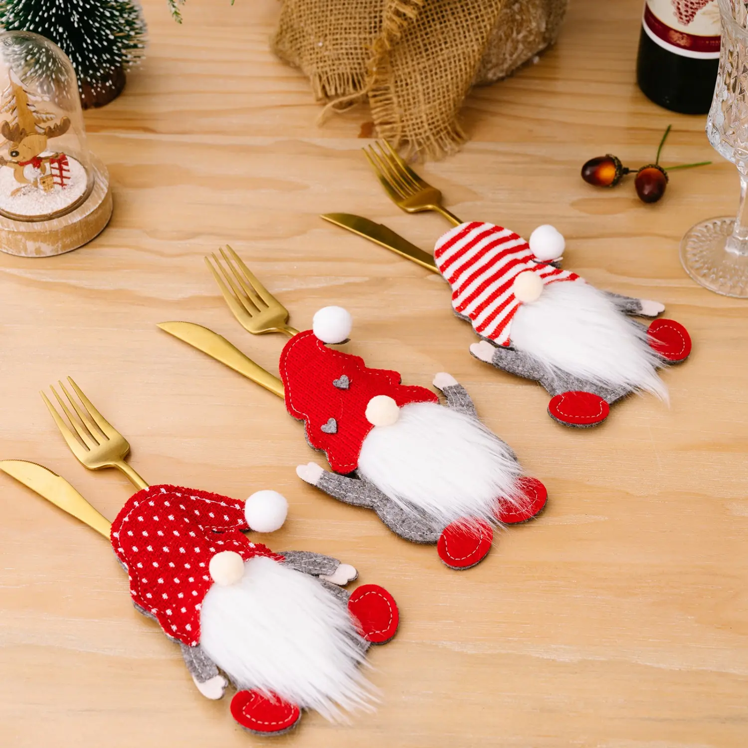 3Pcs Christmas Gnome Silverware Holders, Cute Swedish Tomte Cutlery Bags for Fork Knife, Holiday Xmas Dining Table Top Centerpiece Decor, Family Party Favor Gift