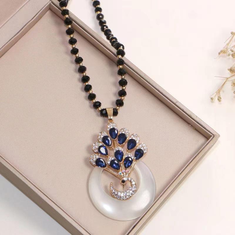 Versatile Cubic Zirconia Sweater Chain Long Fashion Pendant Necklace Accessory Simple Cat's Eye Stone Peacock Pendant
