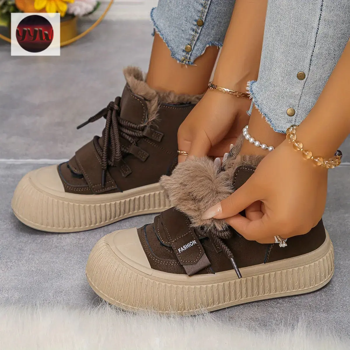YYW1 Women's Casual Solid Color Fleece-Lined Man-Made Snow Boots for Everyday Wear, Thick Sole Insulated Polyurethane Construction