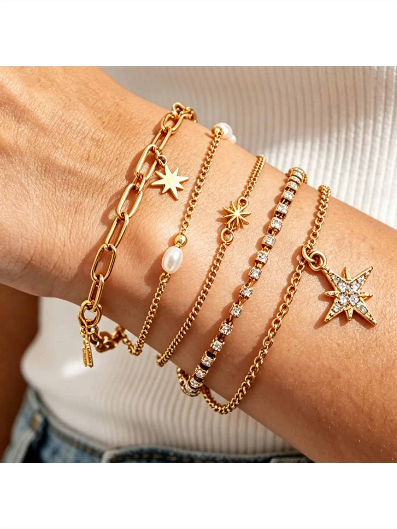 Gold Layered Star Bracelet Set for Aesthetic Style | Stackable Paperclip Chain with Pearl & Rhinestone | Trendy Y2K Gold Jewelry for Women, Perfect for Daily OOTD.