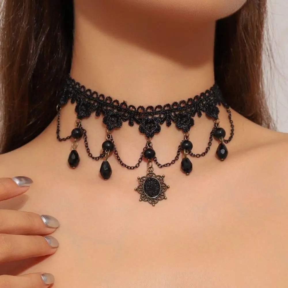 Vintage Dark Lace Choker - Gothic Lolita Collarbone Accessory, Gothic, Lace Charm, Star Locket, Drop Charm Necklaces for Daily Wear, Necklace Decoration Elegant