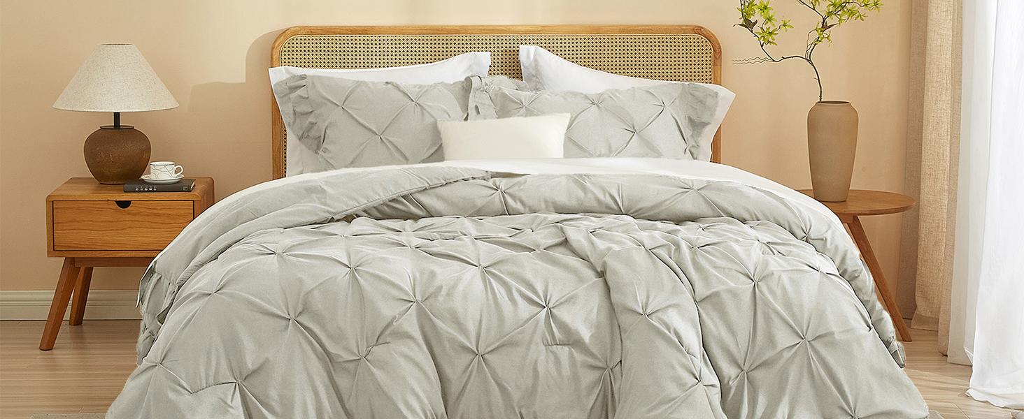 Dark Blue Ruffled Pintuck Comforter Set Queen Size, Microfiber Pleated Comforter Set Vintage Bedding, 3 Piece Brushed Comforter Set, 1 Ruffled Comforter with 2 Pillowcases