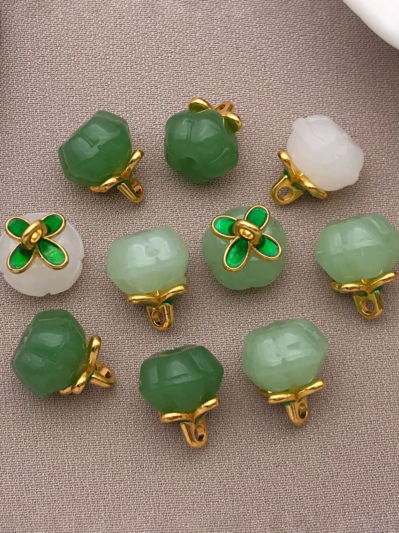 10pcs Glazed Glass Pumpkin Charms Pendant, Ideal for Necklaces Earrings Bracelets, DIY Crafts Jewelry Making Supplies