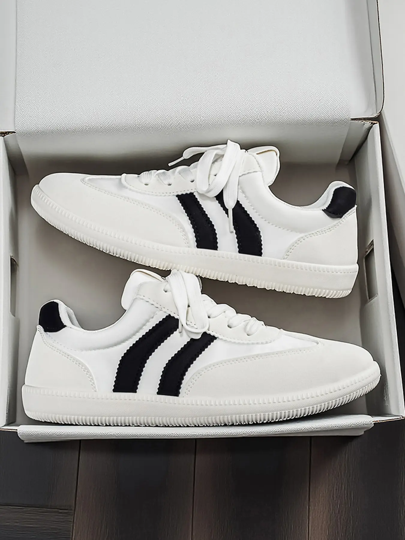 Men's Classic Stripe Low-top Sneakers Sports Trainers Athletic Sports Shoes All-match Comfortable Casual Shoes for Men