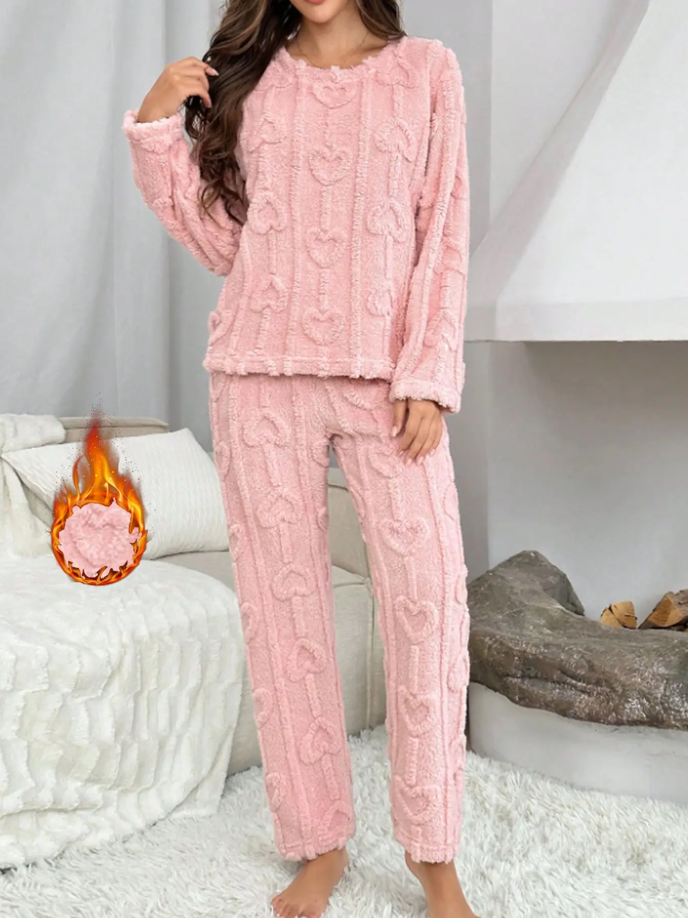 Women's Fall Winter Flannel Pajama Set, Heart Pattern, Round Neck, Long Sleeve, Loose Fit, Warm and Cozy, Two-Piece Home Wear