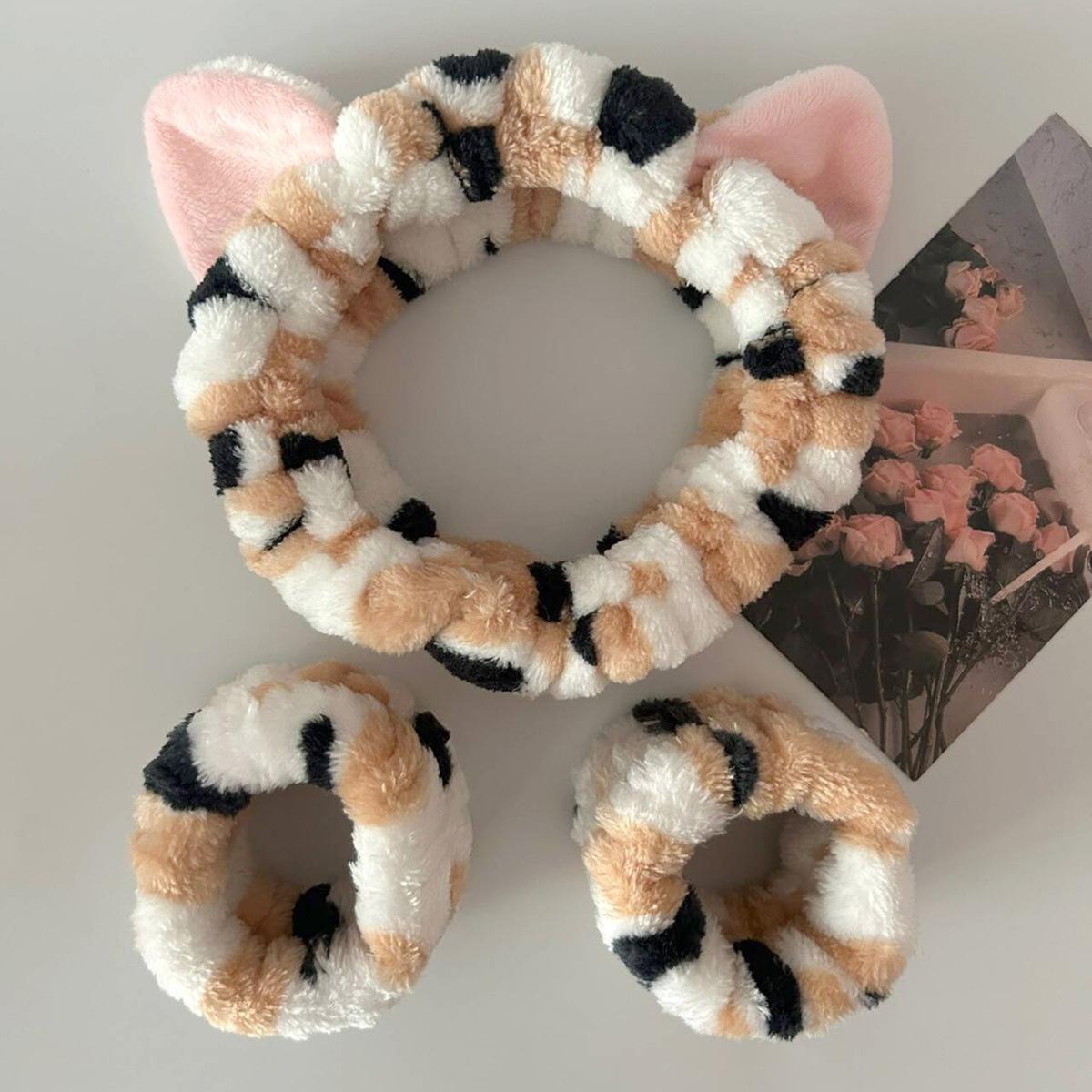 3 Pcs Cute Cat Ear Leopard Print Plush Headband For Women Girls Spa Washing Face and Makeup Headband Elastic Moisture Resistant Sleeves Wrist Strap