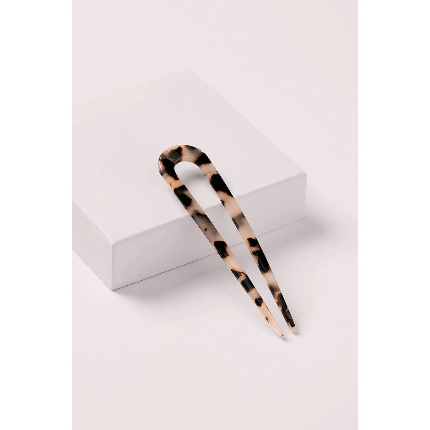 Sleek Chignon French Pin, Elegant Tortoise Pattern, Hair Accessory for Buns, French Twists & Updos, Lightweight Pin for Effortless Everyday Style, Hair Pin for All Hair Types