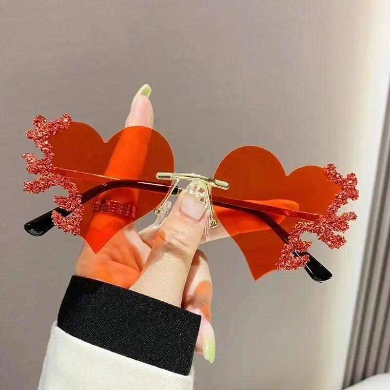 Women's Rimless Heart Shape Sunglasses with Rhinestone Accents Cute Punk Style UV Protection Lightweight Fashion Shades Eyewear for Party Daily & Streetwear