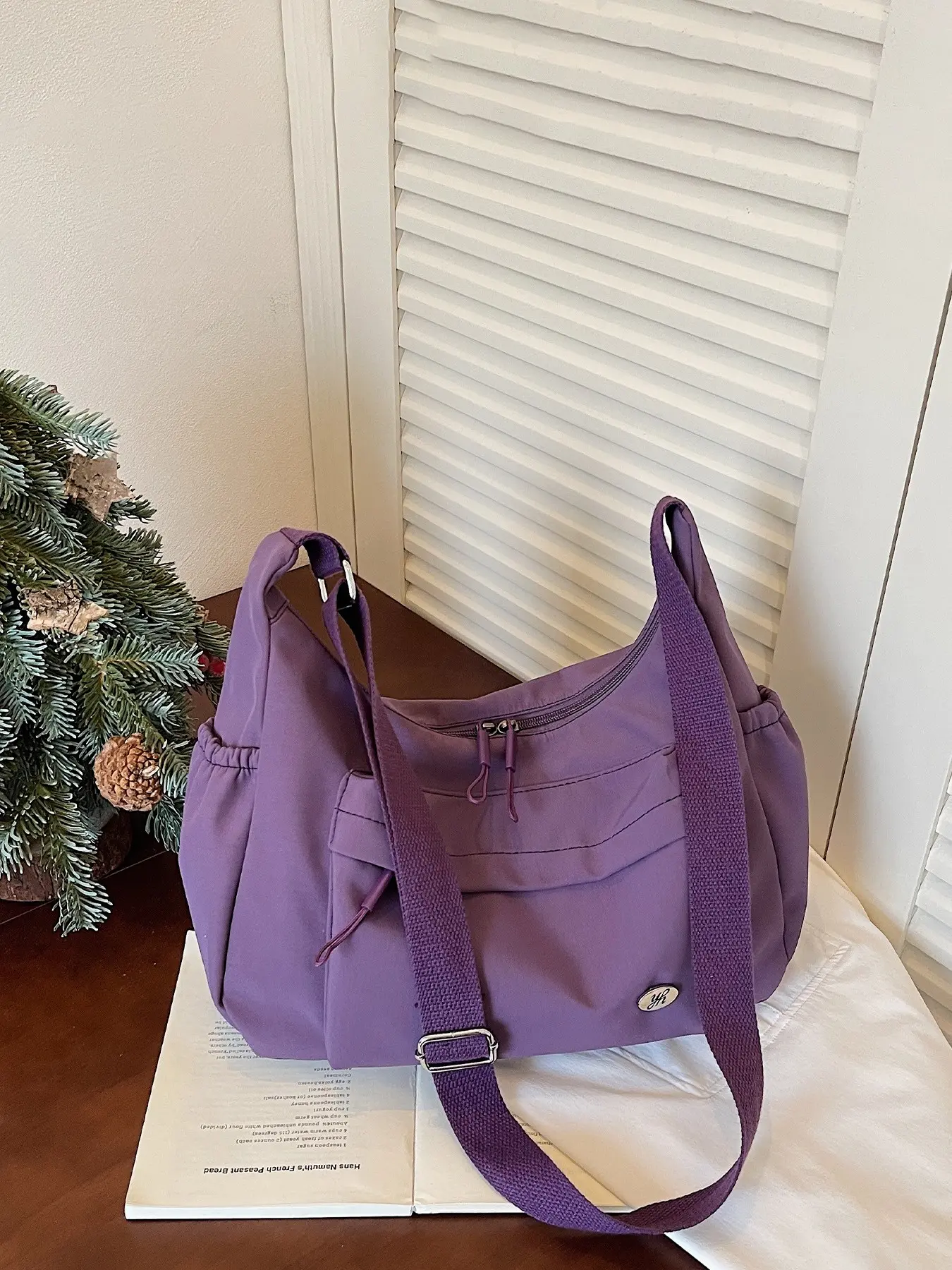 1pc Women's crossbody bag, Daily commuter bag, features lightweight multi pocket design and adjustable wide shoulder straps, suitable for commuting, school, daily travel