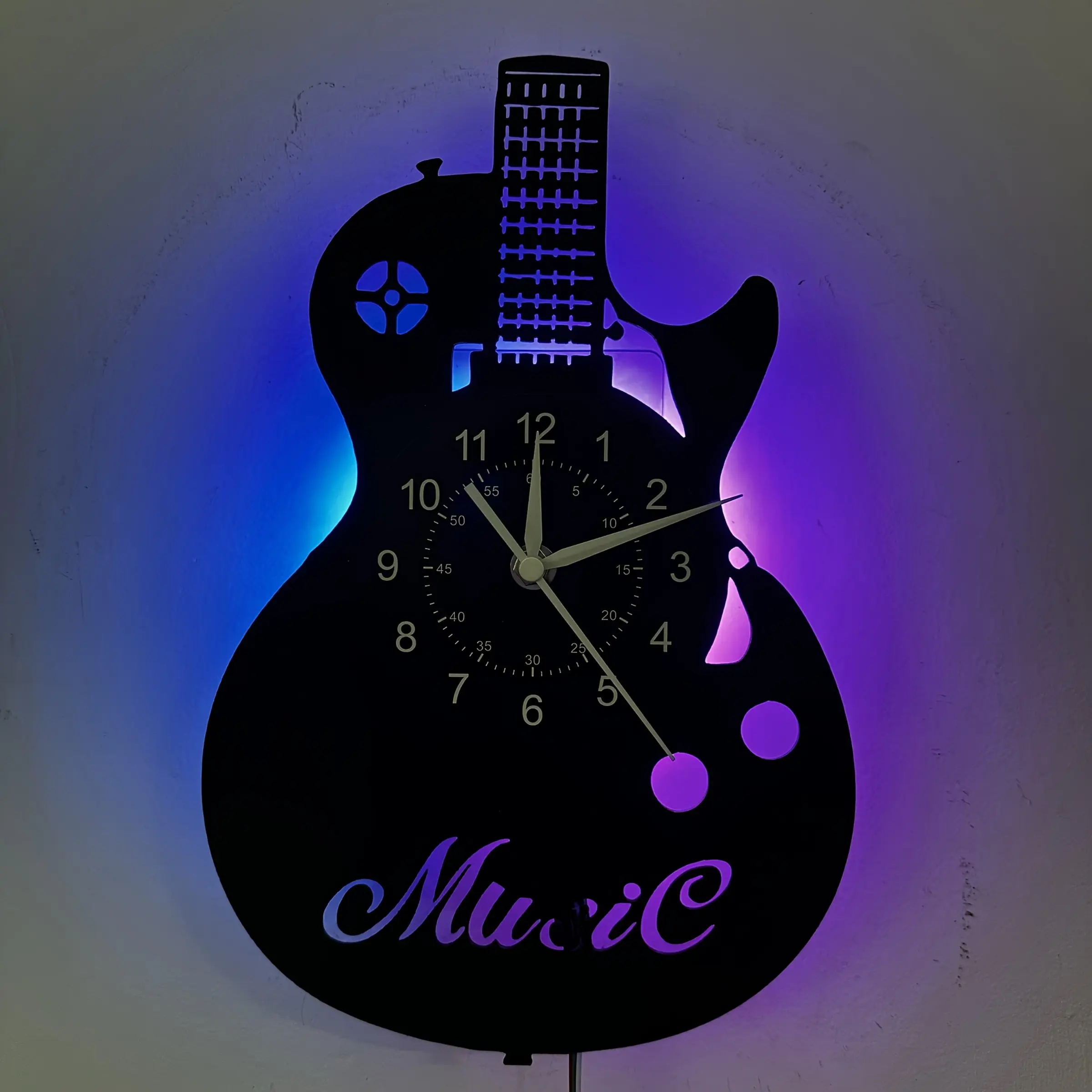 Guitar-shaped vinyl art wall clock with 7-color LED lights, suitable for home decoration, hotel decoration, concert hall decoration, festival celebration decoration, birthday gifts, Christmas gifts, tabletop ornaments, sleep night lights, art collection