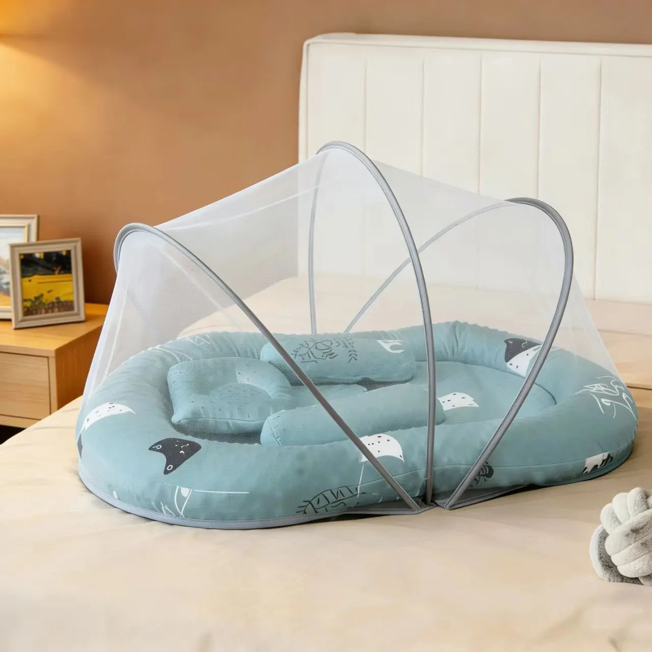 Baby Cartoon Print Bed-In-Bed, Newborn Safety Bed, Infant Comfortable Sleeping Space, Cute Design for Babies, Ideal for Nursery Use