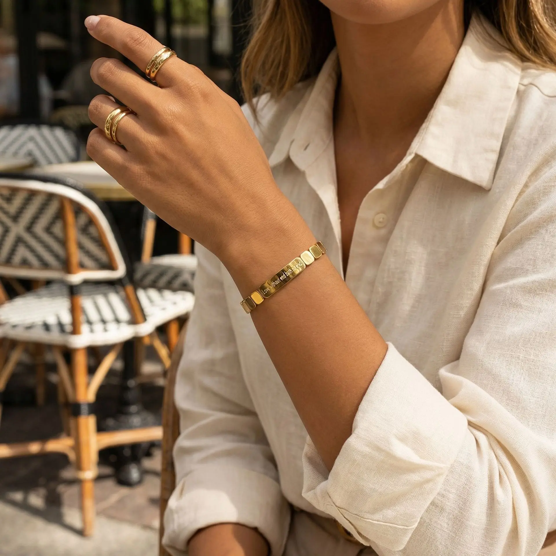 High-end square beaded engraved bracelet with smooth long English lettering, simple everyday accessory