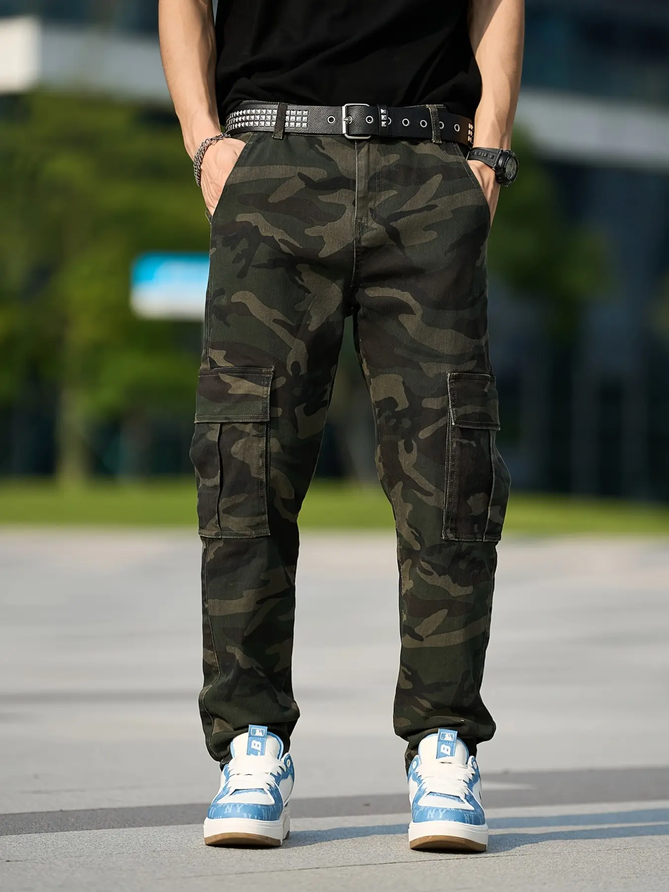 Elastic Camouflage Workwear Jeans, Slim Fit with Side Pockets, Perfect for Casual Outing, Comfortable and Stylish Denim Jeans