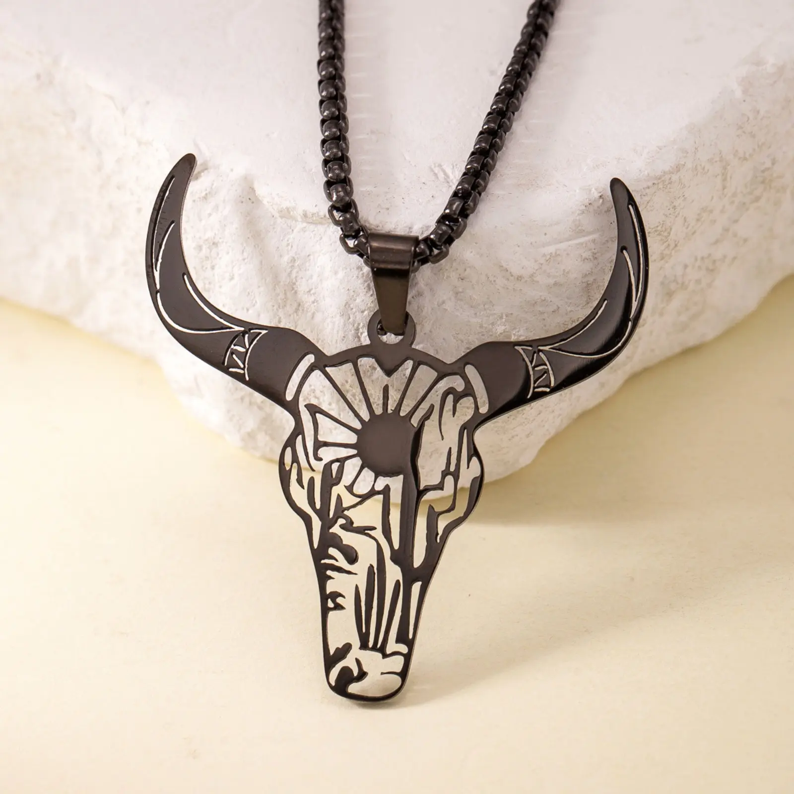 Bull Skull Pendant Necklace For Men Women Western Cowboy Hollow Longhorn Bull Head Stainless Steel Chain Black Cutout Desert Cow Skull Western Boho Vintage Jewelry Rustic Western Style Animal Skull Necklace For Street Outfit Gift Anti-tarnish Stainless St