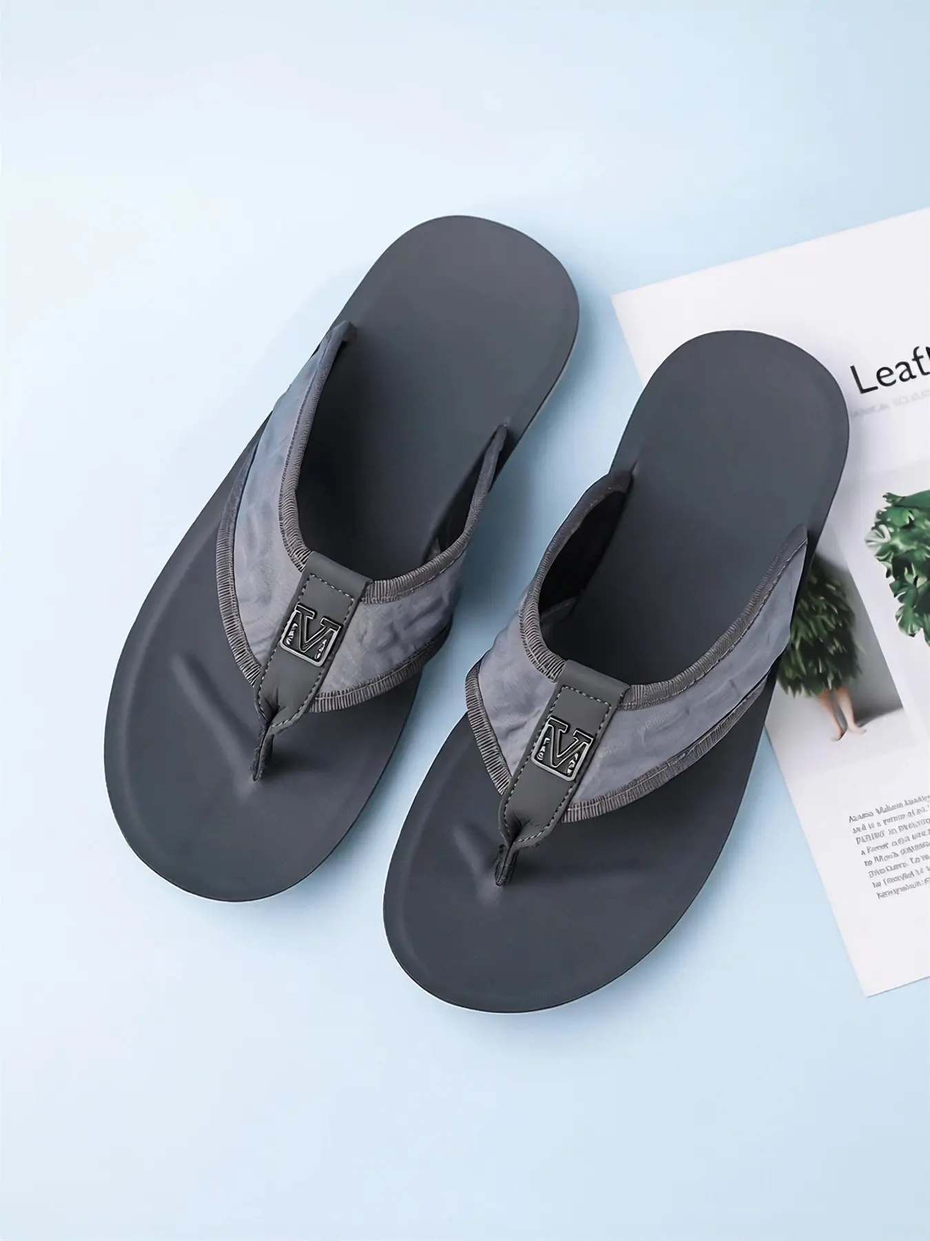 Breathable Men's Sandals for Hot Weather, Flexible Arch Support, Smooth Texture, Easy Walking on Sandy or Pavement Surfaces