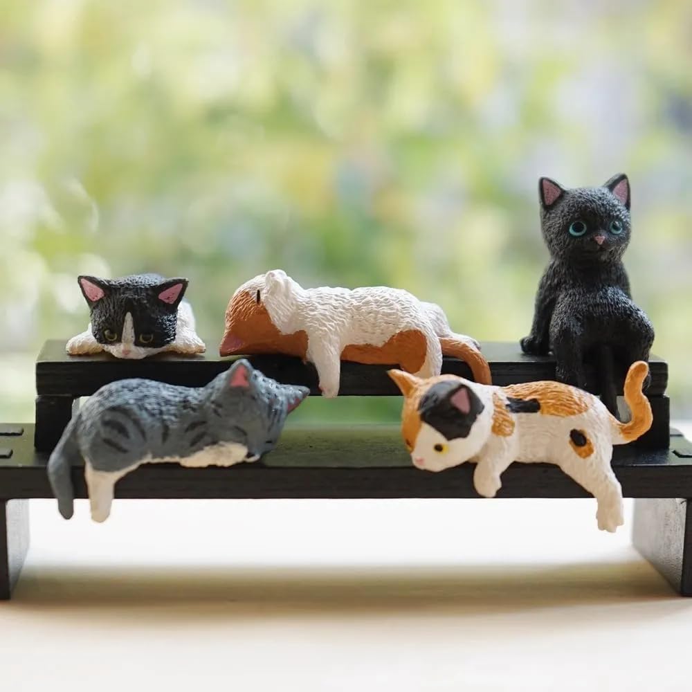 MUNBYN 2026 Mini Cat Desk Figurines Set of 5 Resin Multi-Pose Cute Cartoon-Style Kitty Desk Companions for Home Offices & Cubicles