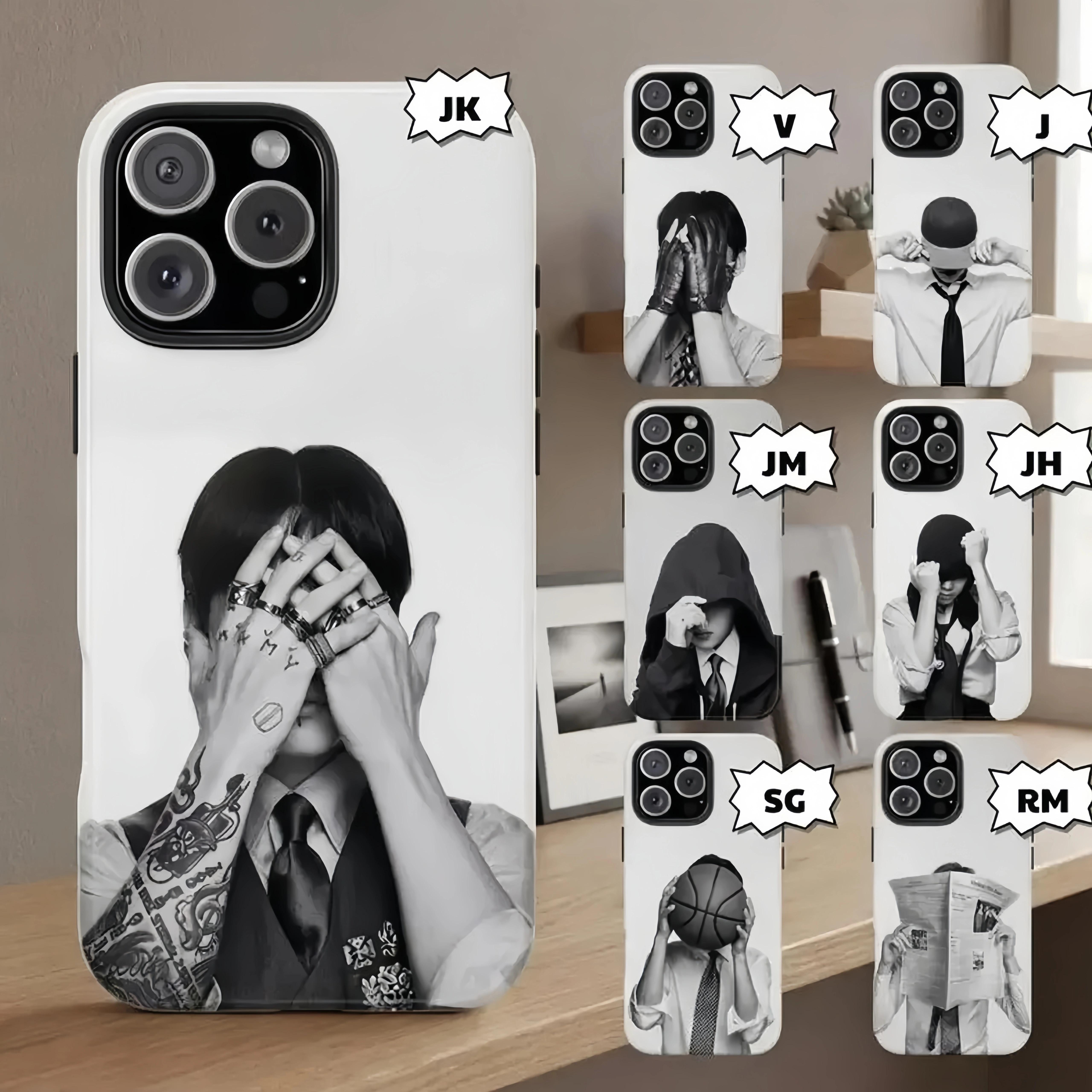 Vintage Bangtan iPhone Case, Retro Black & White Aesthetic Phone Case World Tour 2026 Compatible with iPhone X, 11, 12, 13, 14, 15, 16, 17 Series & Galaxy Series for Boys Girls Vintage Bangtan iPhone Case, Retro Black & White Aesthetic Phone Case World Tour 2026 Compatible with iPhone X, 11, 12, 13, 14, 15, 16, 17 Series & Galaxy Series for Boys Girls