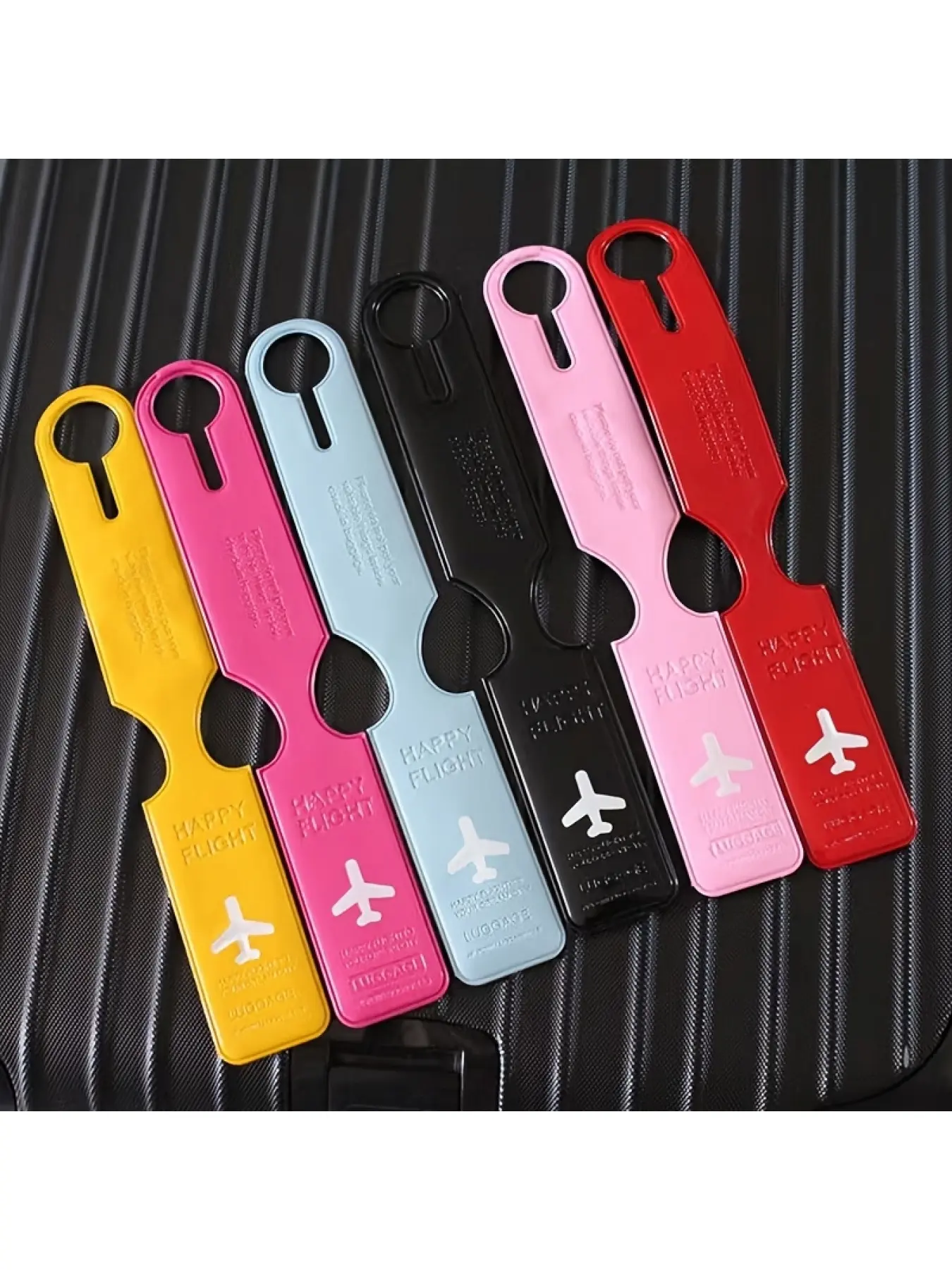 6 colorful luggage tags, made of durable PVC material, equipped with easy-to-read labels for quick identification