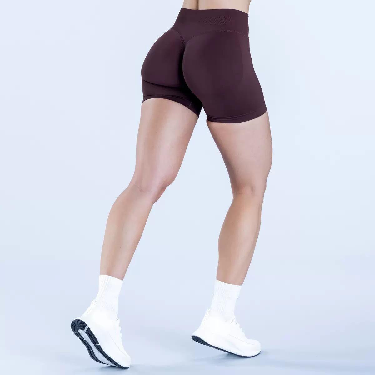 DFYNE Butt-Lifting Three-Quarter Sports Leggings |   Matte High-Elastic Fabric, Perfect for Running, Yoga, and Fitness, Instantly Enhances the Visual Shape of Your Butt