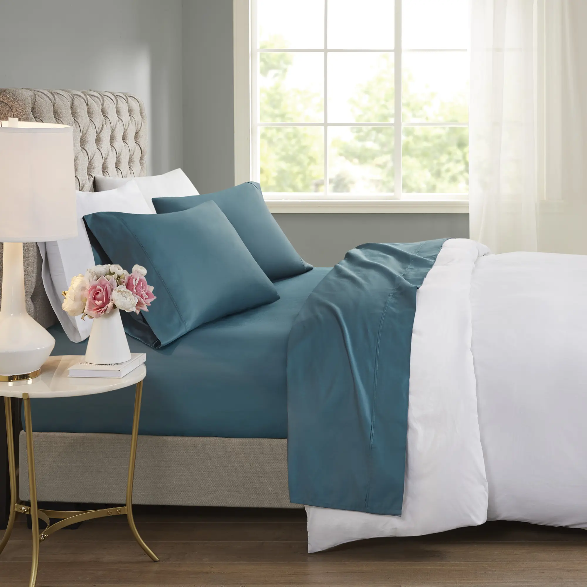 ARCH 4-Piece California King Cooling Cotton Blend Sheet Set, Teal, Soft Breathable Bedding, Deep Pocket Fitted Sheet, Flat Sheet, Pillowcases, Moisture-Wicking, Lightweight, All-Season, Hotel Quality, Easy Care, Wrinkle-Resistant, 1 Set