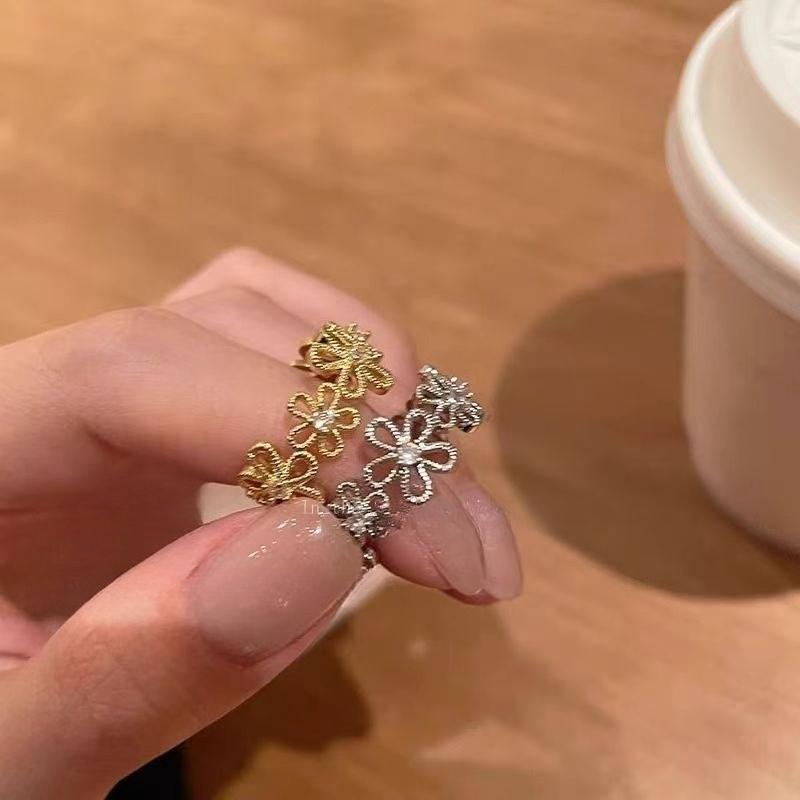 Adjustable Hollow Lace Flower Ring | Women’s Vintage Light Luxury High-End Design | Daily Wear Index Finger Statement Band toe Retro Goku Black cover Gold Plated Minimalist Stacking