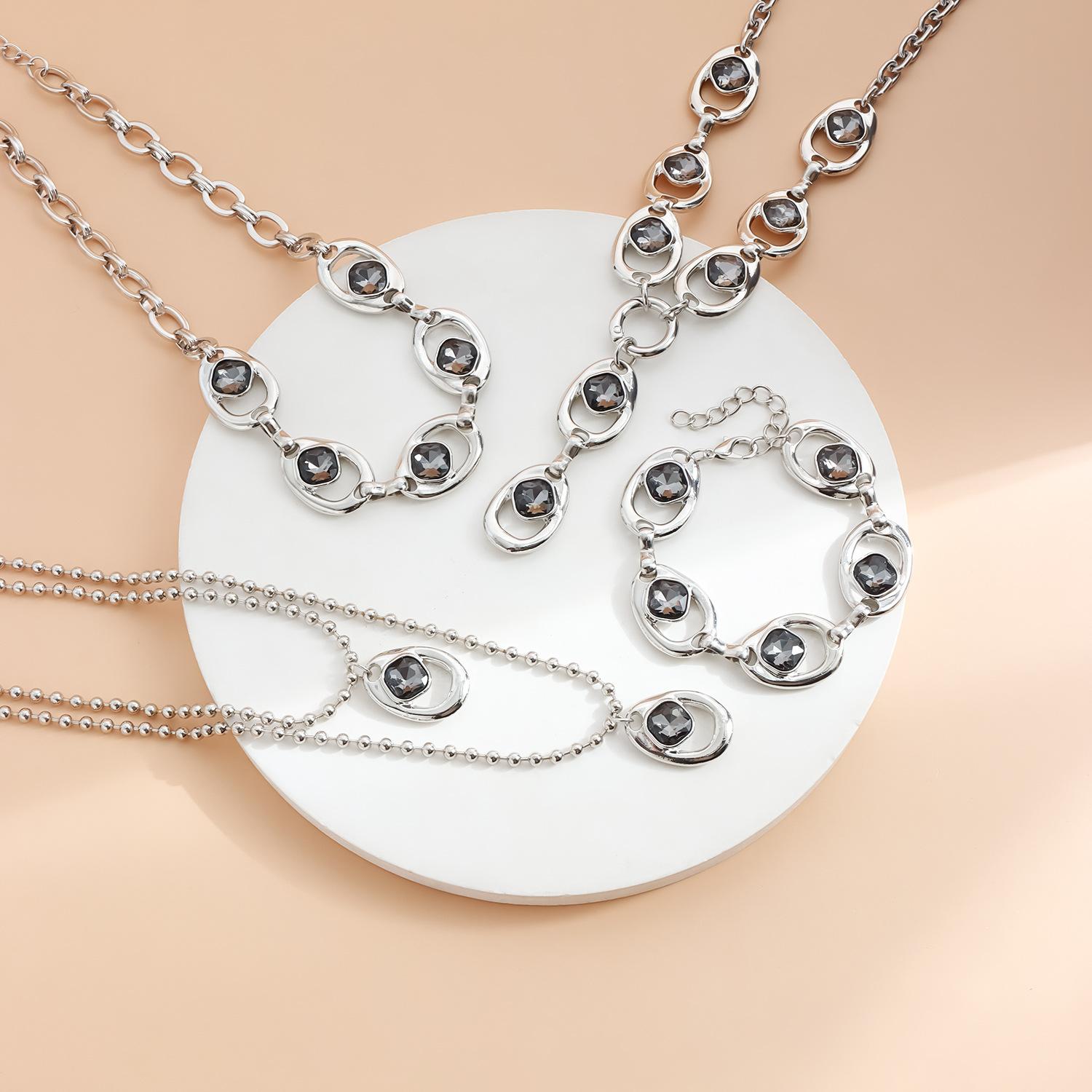 Statement Y Drop Lariat Necklaces for Women Chunky Silver Heavy Metal Chain Black Crystal Rhinestone Pendant Punk Goth Party Dress Everyday Streetwear Trendy Jewelry Gifts