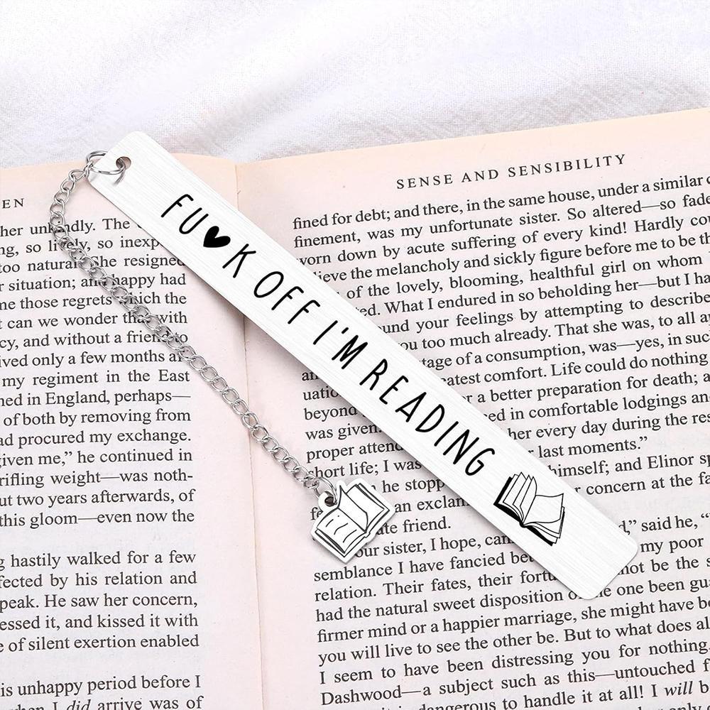 Letter & Book Patterned Stainless Steel Bookmark, 1 Count Durable Bookmark, Funny Gift for Book Lovers, Book Accessory for Home, Office and School