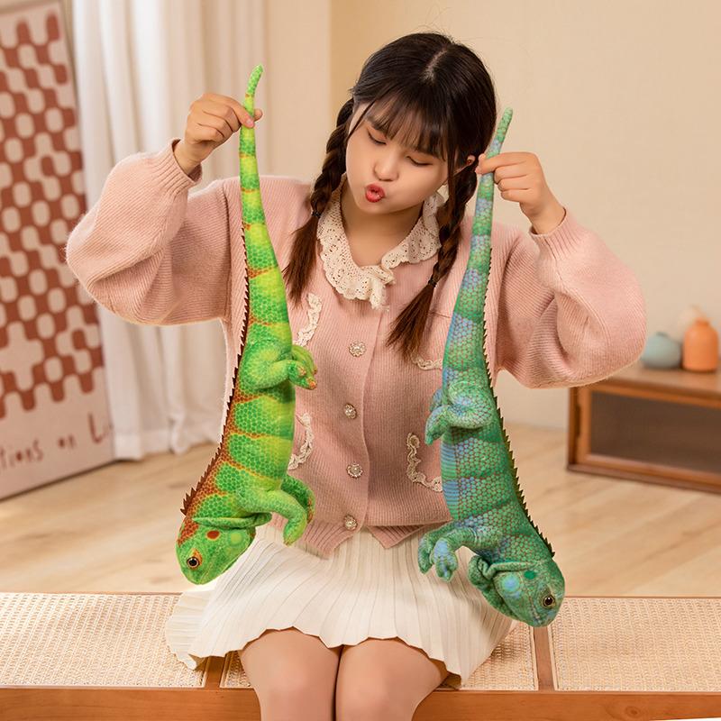 Lifelike Green / Brown Iguana Lizard Figurine Model Cute Reptile Lizard Plush Toys Simulation Animal Stuffed Doll Boys Gifts