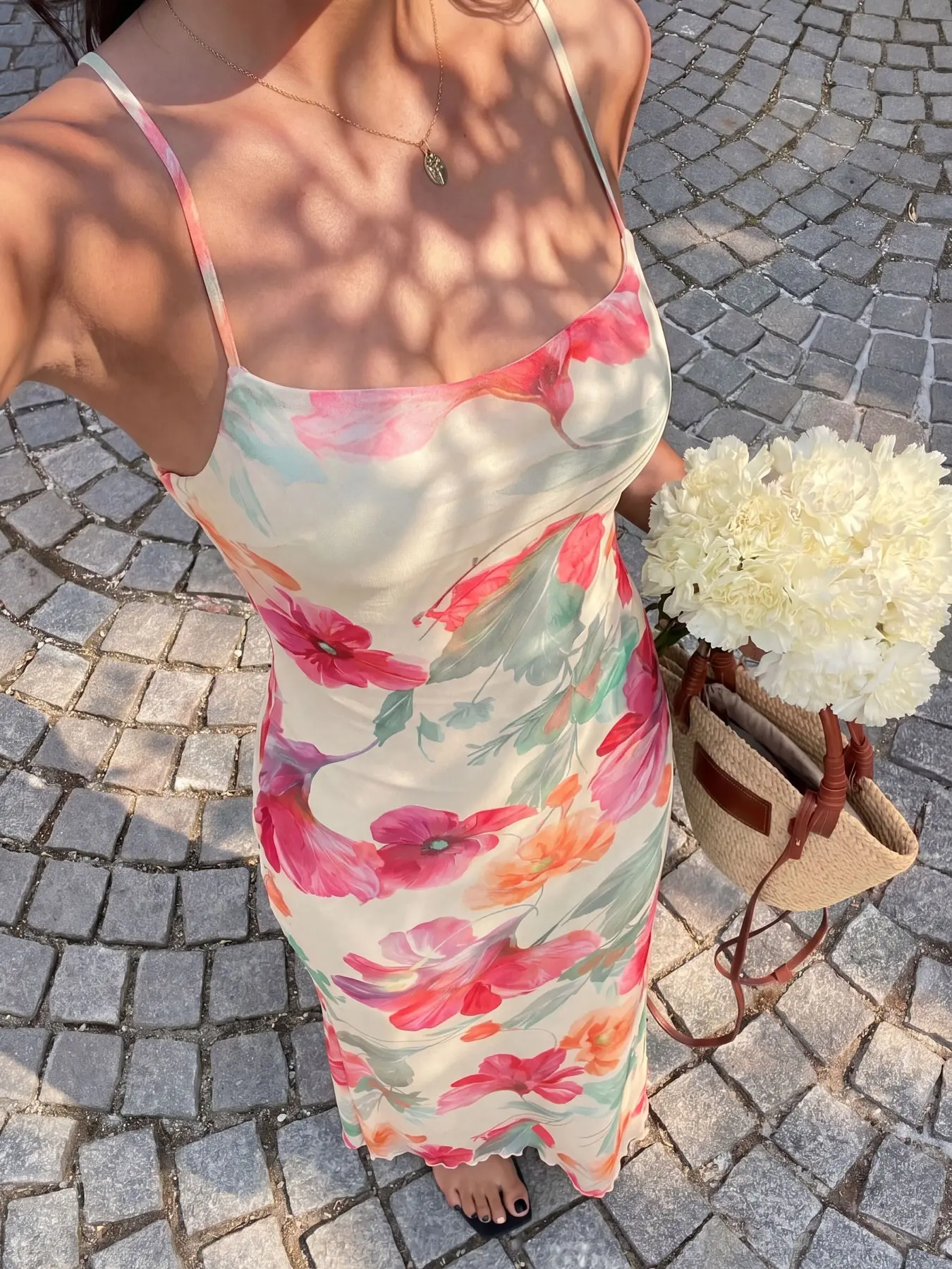 Elegant All Over Floral Print Backless Sleeveless Dress for Women, Summer Beachwear, Boho Style, Ideal for Tropical Vacation, Wedding Guest Dress, Party Dress, Summer Wedding Guest Dresses