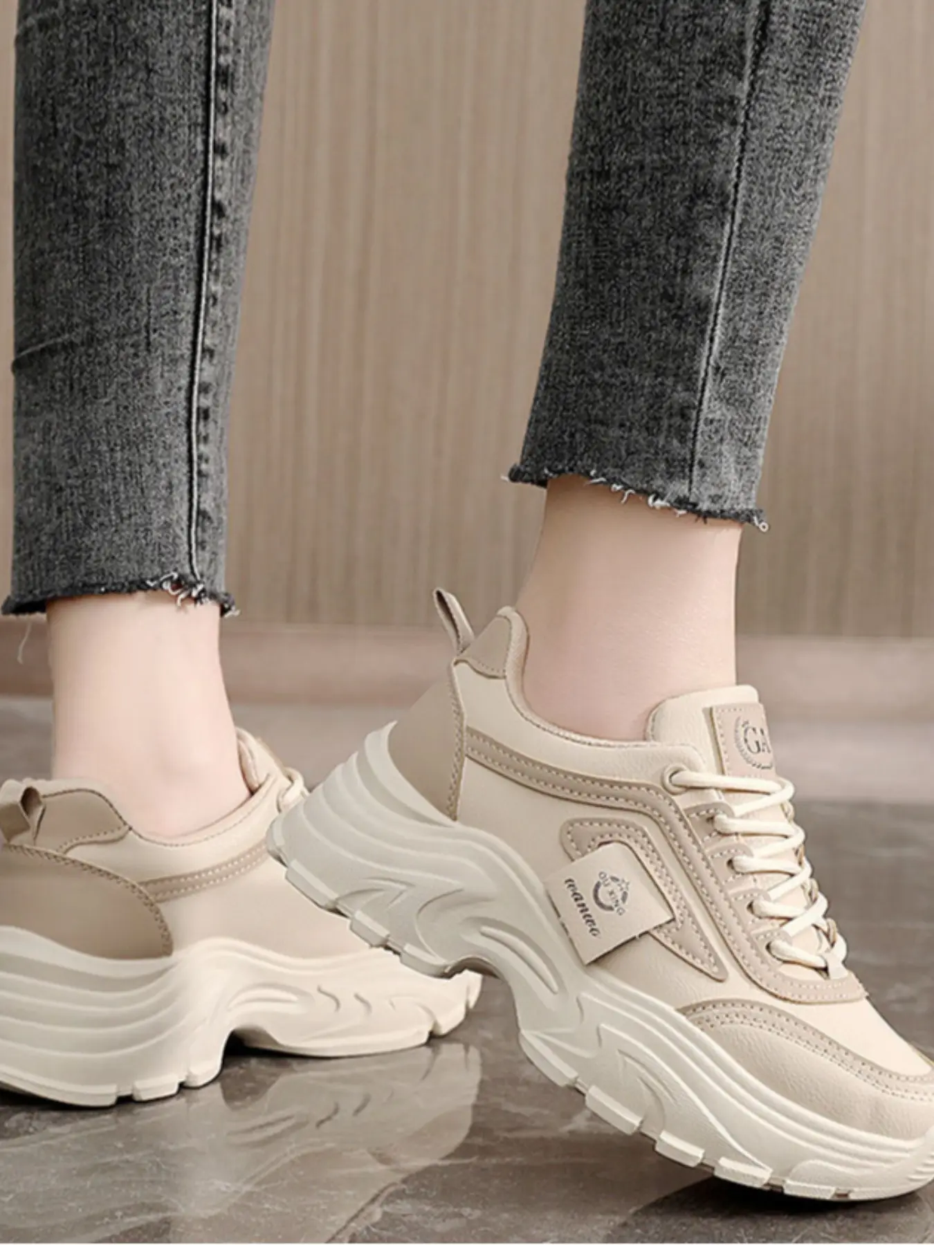 Women's Fashionable Plain Color Lace Up Platform Sneakers, Casual Comfortable Breathable Sports Running Shoes, All-match Round Toe Chunky Sneakers for Daily Wear