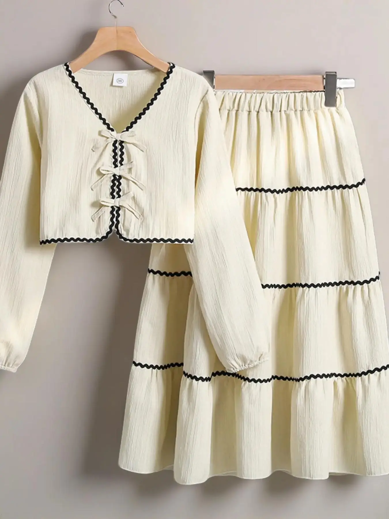 Toddler Girl's Bow Embroidery Long Sleeve Sweater & Elastic Waist Skirt Two-Piece Set, Matching Outfits Set, Casual Fashion Cozy Two Piece Outfits for Daily Outdoor Wear, Toddler Girls Clothing for Spring Fall