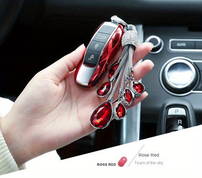 High-End Women's Car Keychain with Horseshoe Buckle, Suitable for BMW and for Mercedes-Benz Key Accessory Cord, Featuring High-Grade Artificial Diamonds