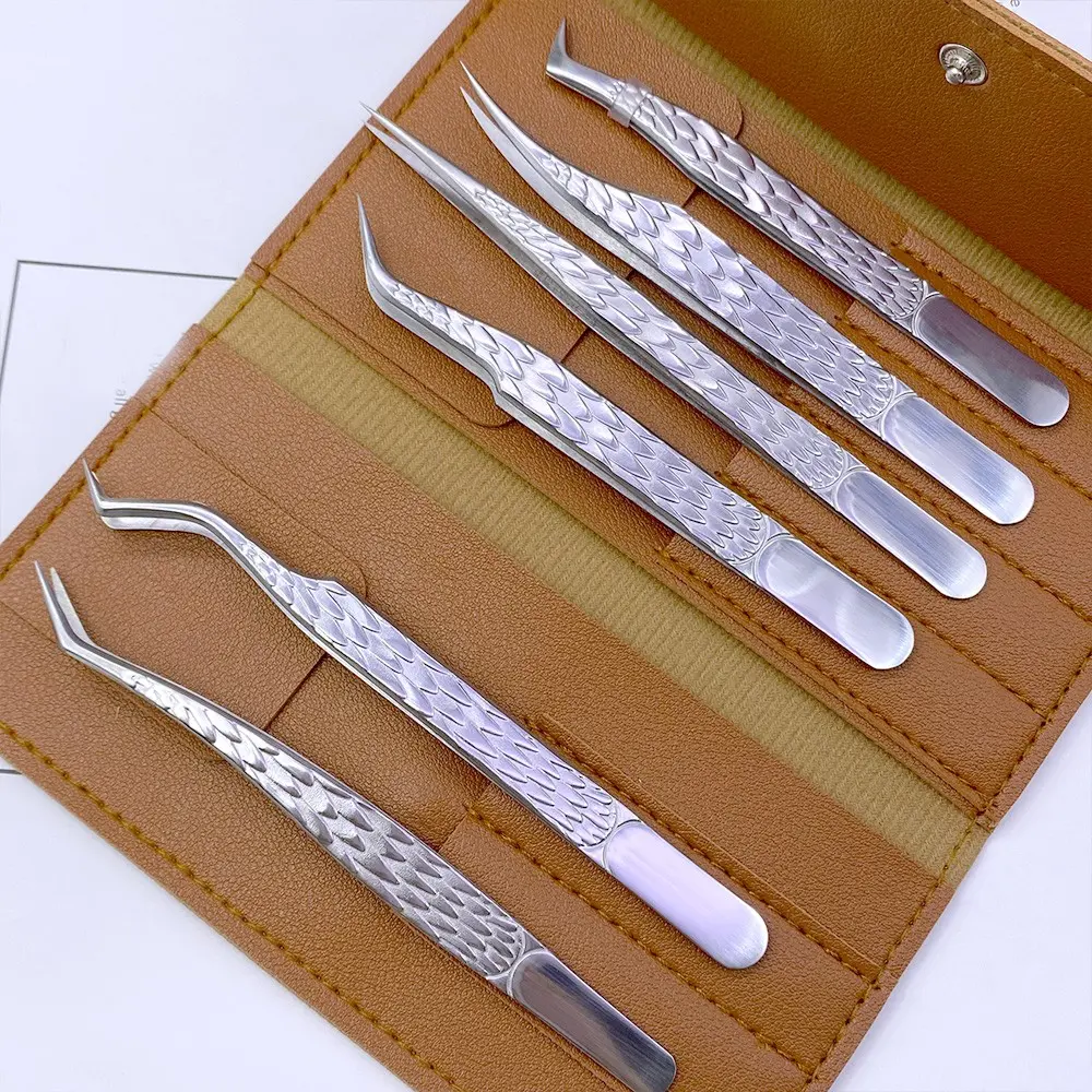 6-Piece High Precision False Eyelash Tweezers Set with Case, Beginner-Friendly, Single Strip Curved Lashes, Nail Art Makeup Tools, Lash Extension Tweezers