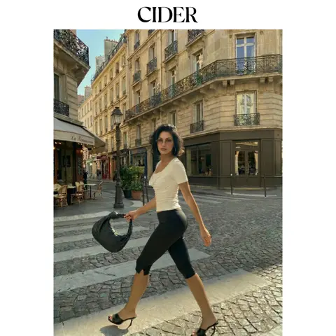 Cider Low Rise High Stretch Split Knee Length Leggings